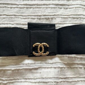 Chanel Jewelry Heart Brooch